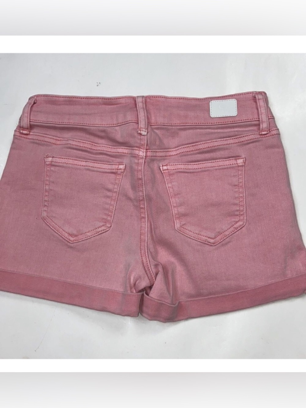 Women's Pink Denim Shorts - Casual Roll-Hem Jean Shorts Celebrity Pink Size 3/26